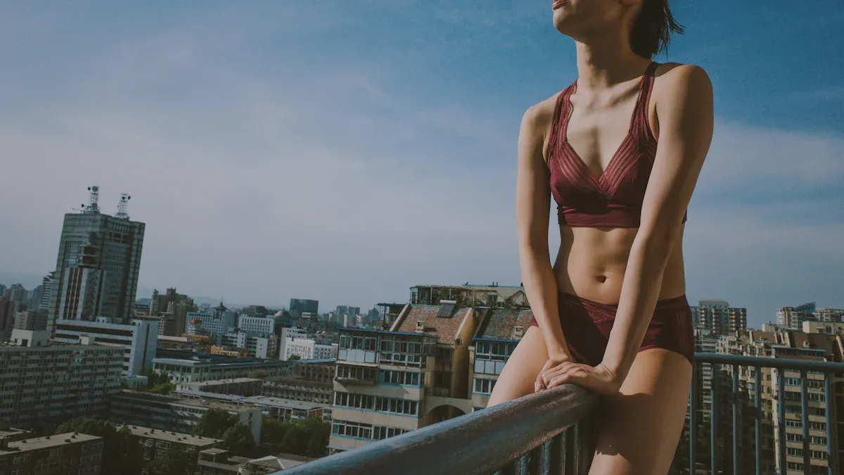 Pronóstico de colores para las colecciones de trajes de baño inspiradas en la Riviera