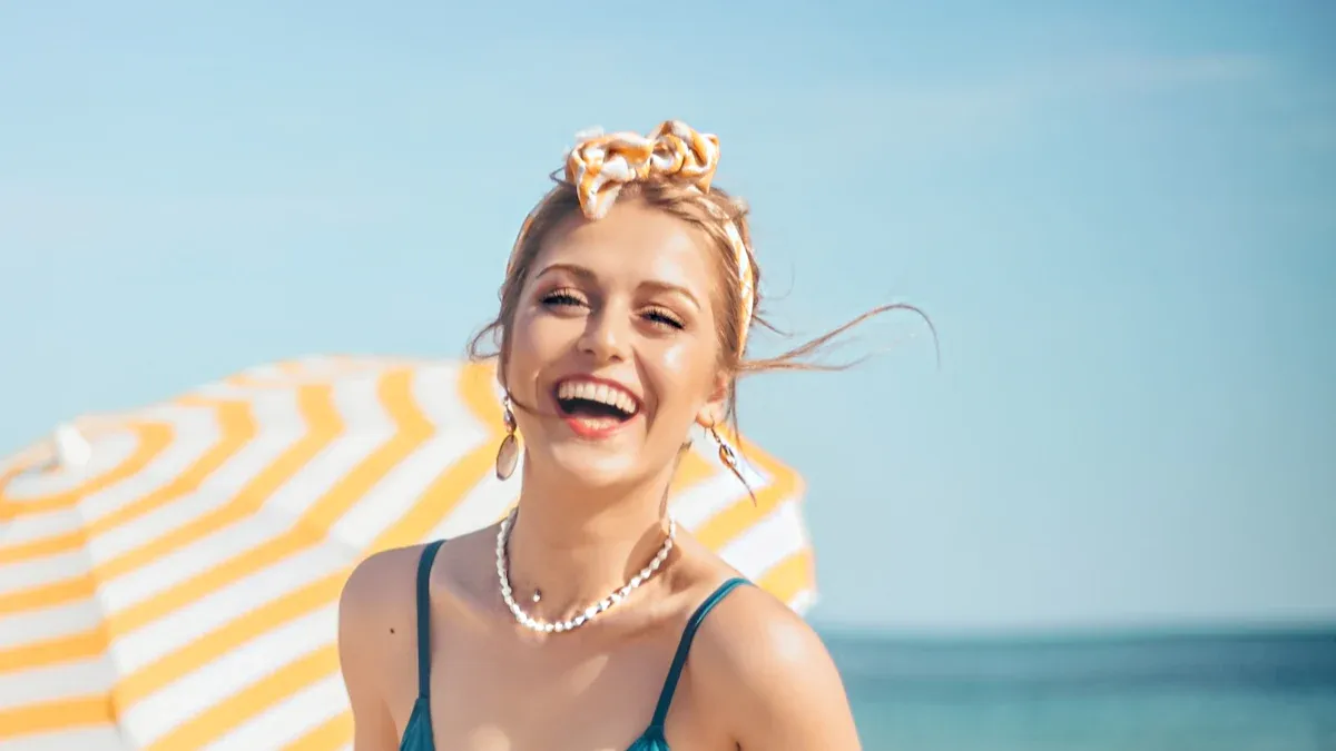 Resumen de las tendencias locales para el comercio minorista francés de trajes de baño